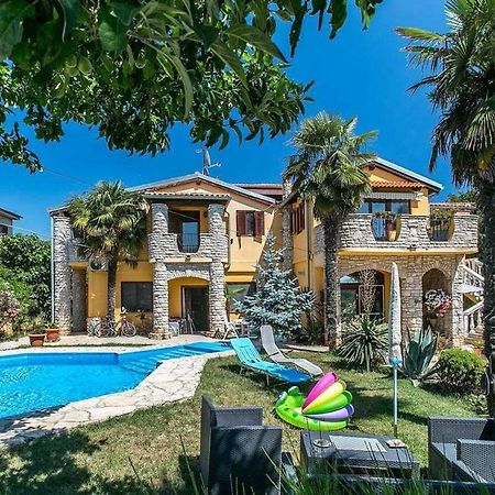 Villa Zara Ližnjan Exteriör bild