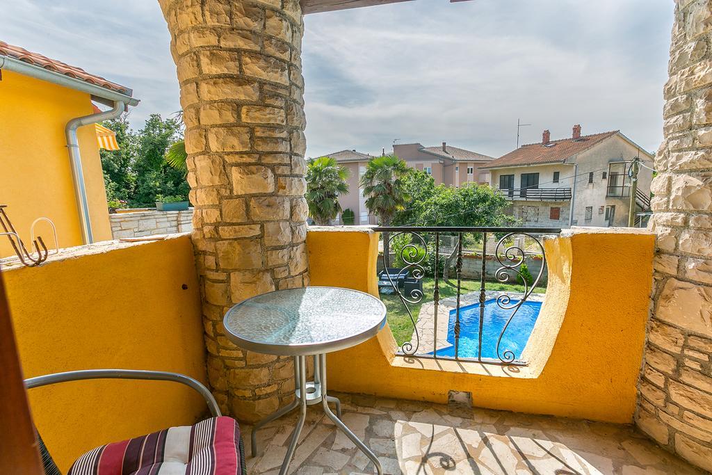 Villa Zara Ližnjan Exteriör bild
