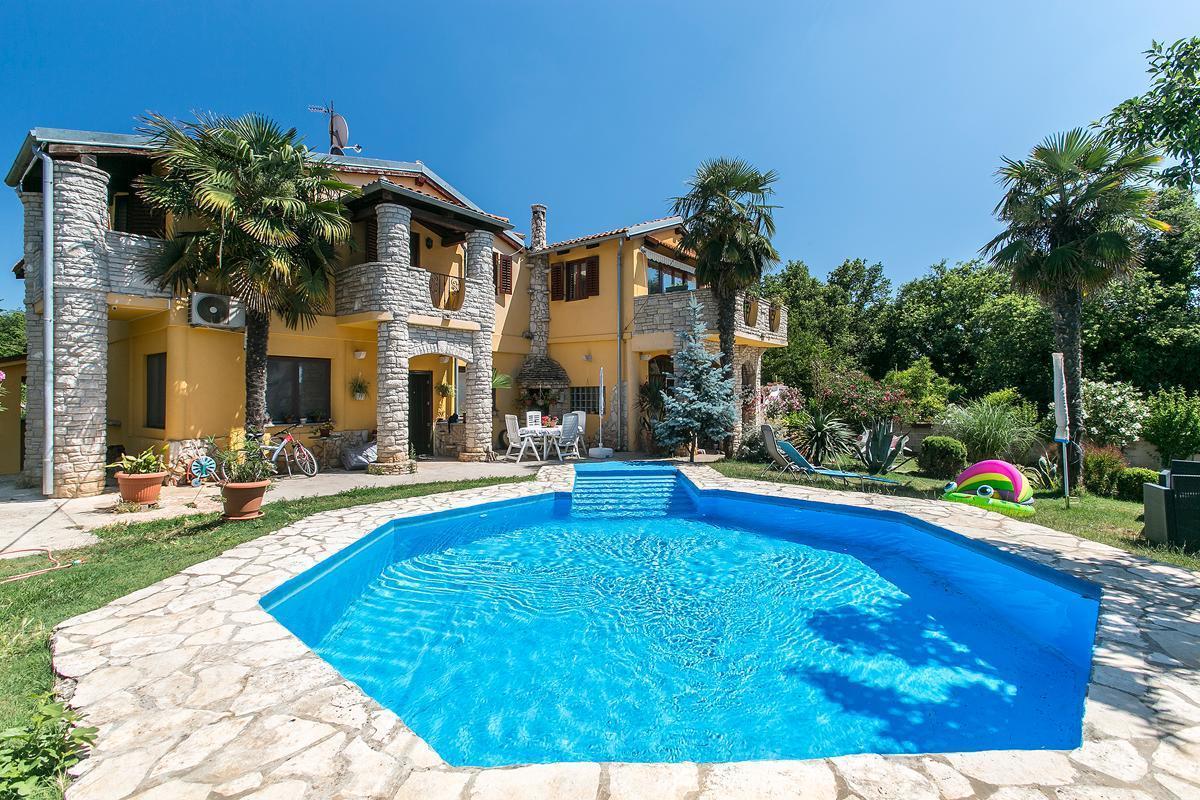 Villa Zara Ližnjan Exteriör bild